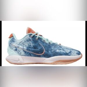 Nike LeBron 21 Aragonite Jade Ice , HF5467-300 Basketball size 13, NWOT